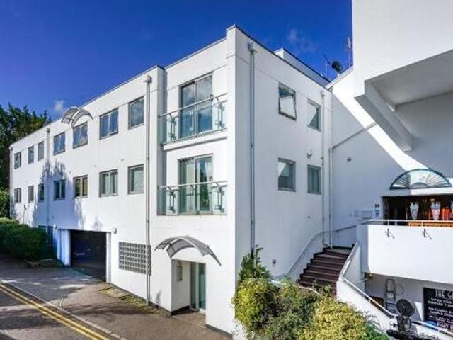 House for sale in Pouchen End, Hertfordshire
