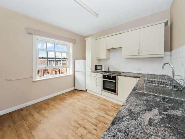 Studio for rent in Pouchen End, Hertfordshire