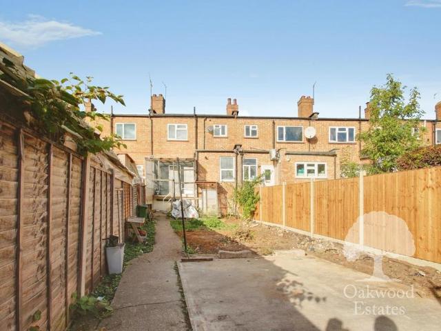 Apartment for rent in London Borough of Hillingdon, Greater London
