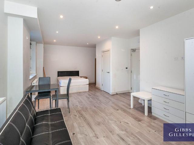 Studio for rent in Greater London