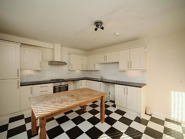 Apartment for rent in Rockwell Green, Somerset