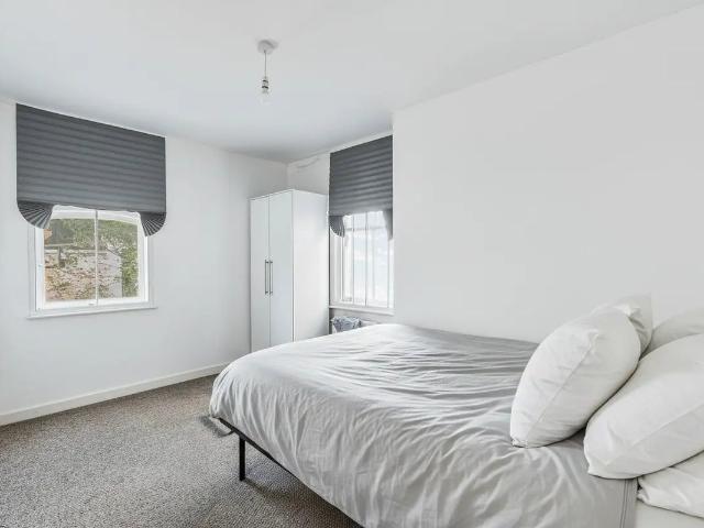 Apartment for rent in London Borough of Ealing, Greater London