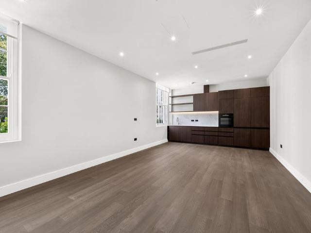 Apartment for rent in London Borough of Merton, Greater London