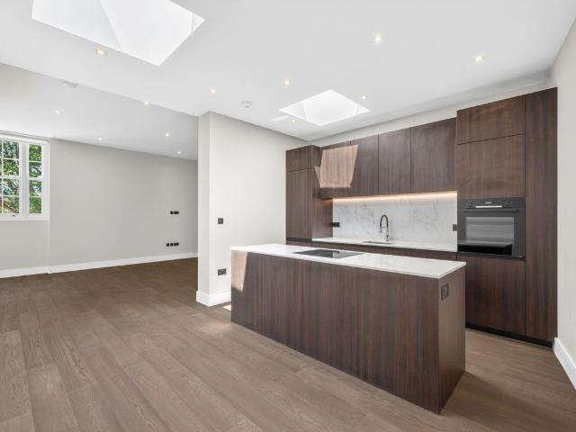 Apartment for rent in London Borough of Merton, Greater London