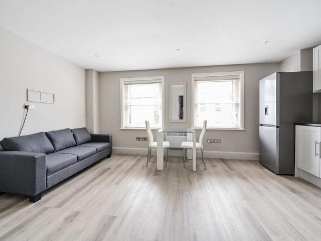 Apartment for rent in Clewer Village, Windsor