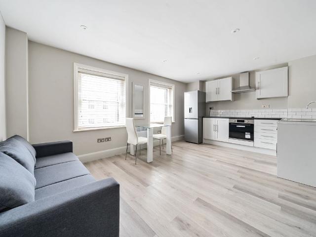 Apartment for rent in Clewer Village, Windsor