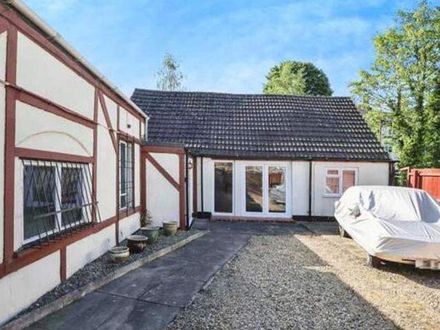 House for sale in Stourbridge, West Midlands