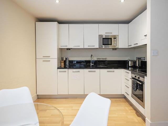 Apartment for rent in St Paul's, Greater London