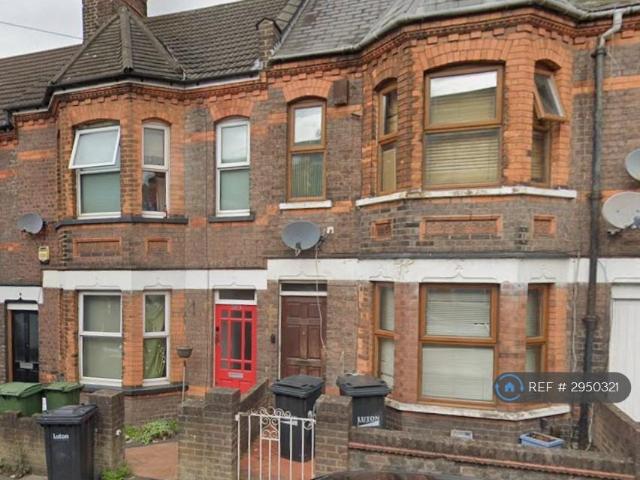 House for rent in Spring Park, Luton