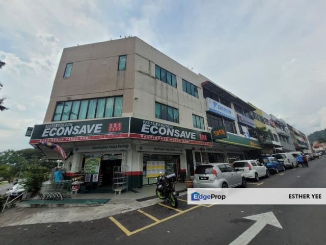 Shop for sale in Langat, Selangor