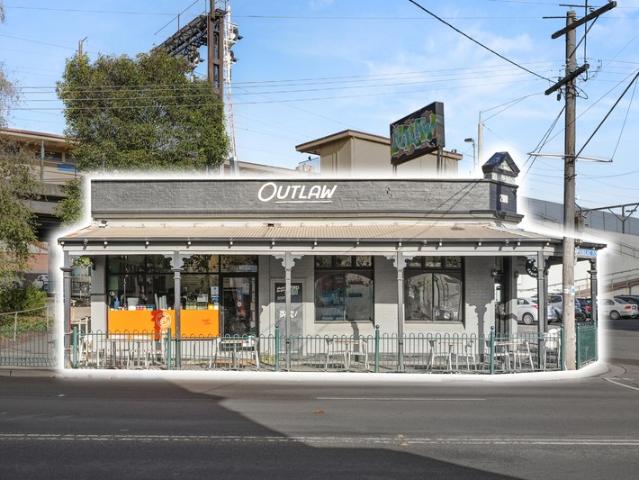 Showroom for rent in Canterbury