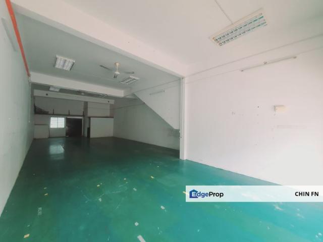 Shop for rent in Malaka