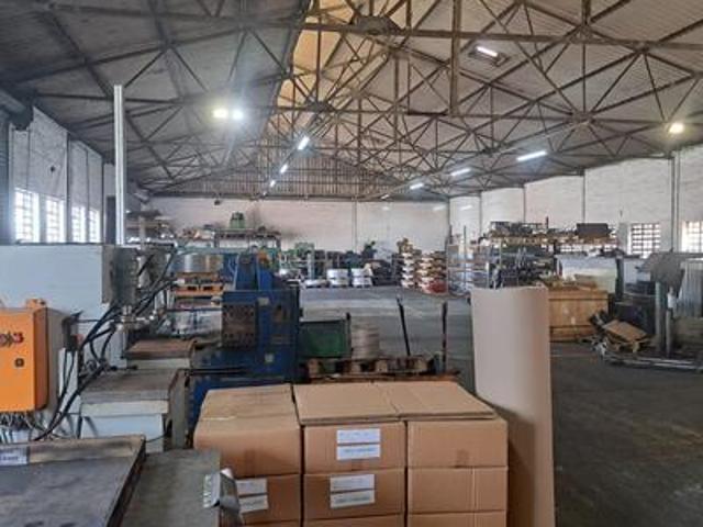 Commercial for rent in Port Elizabeth, Eastern Cape