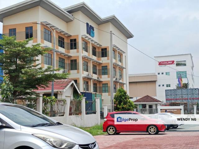 Warehouse for rent in Petaling, Alam Impian