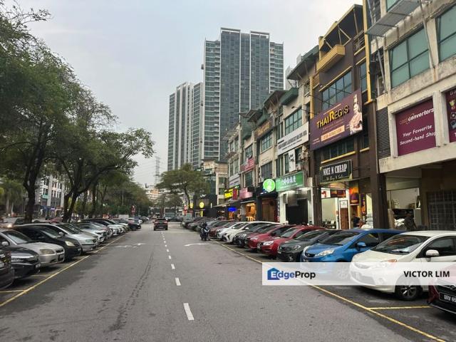 Shop for sale in Petaling, Damansara Damai
