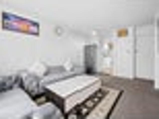 Apartment for sale in Whitiora