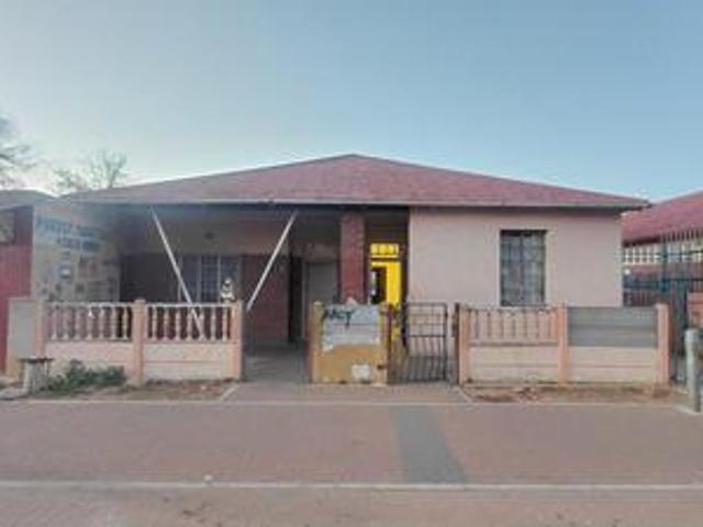 House for sale in Vosloorus, Gauteng