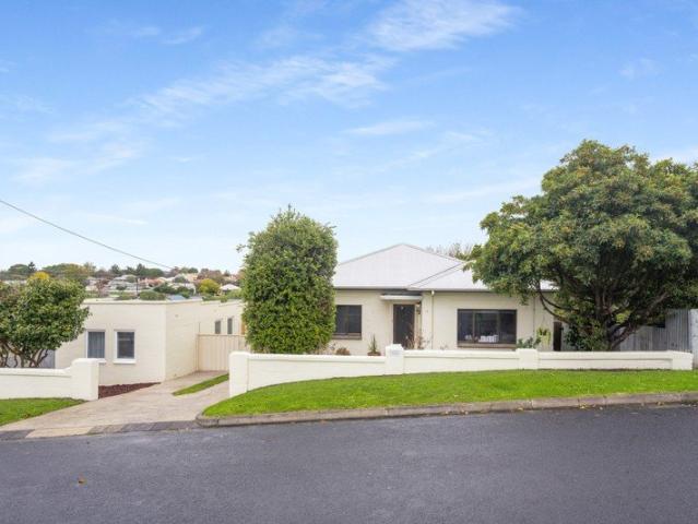 House for sale in Mount Gambier, South Australia