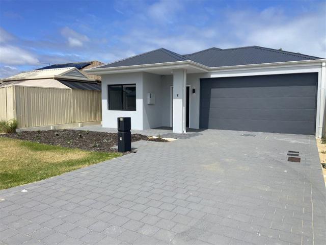 Villa for sale in Parklands, Western Australia