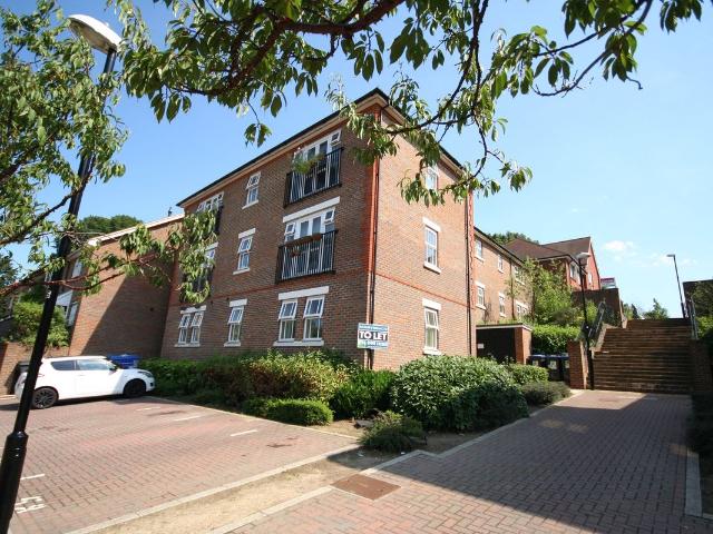 Apartment for rent in Haywards Heath, Mid Sussex