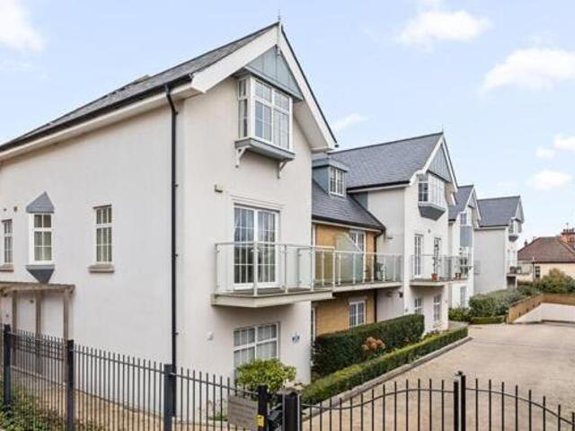 House for rent in Lyons, Greater London