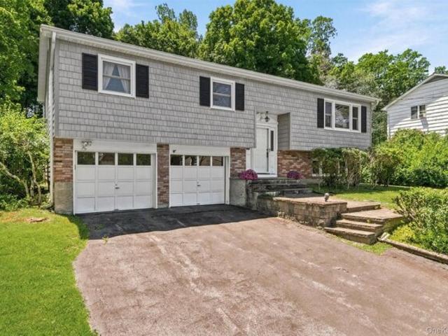 House for sale in Cortlandt Manor, New York