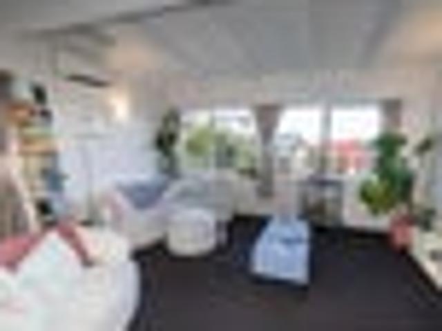 Apartment for rent in Highbury, Wellington