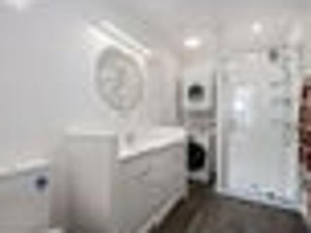 Apartment for rent in Highbury, Wellington