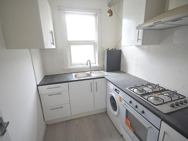 Apartment for rent in Seven Kings, Greater London