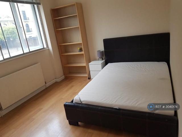 Apartment for rent in Highbury, Greater London