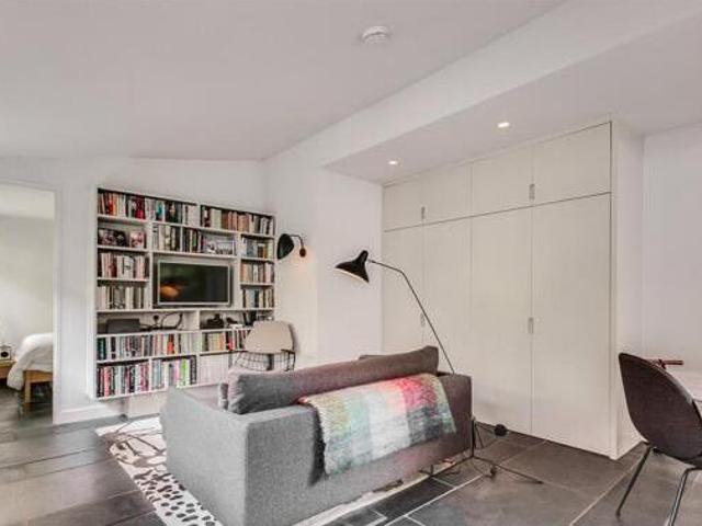 House for rent in Lyons, Greater London
