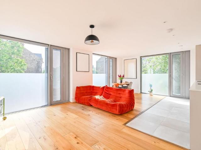 House for rent in Finsbury Park, Greater London