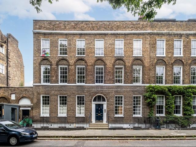 Apartment for rent in Highbury, Greater London