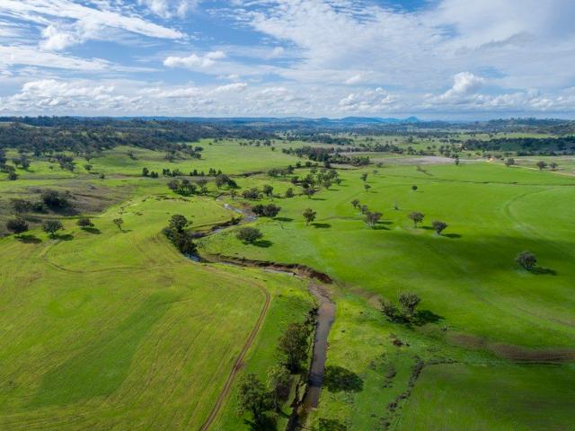 Cottage for sale in Purlewaugh, New South Wales