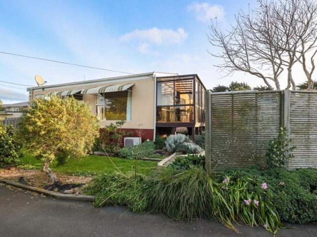 House for rent in The Cove, Dunedin