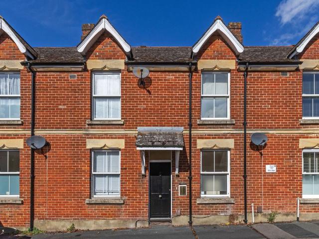 Apartment for rent in St Giles Hill, Winchester