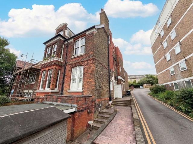 Apartment for rent in Brighton & Hove