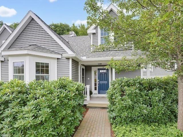 Condo for sale in Hopkinton, Middlesex County