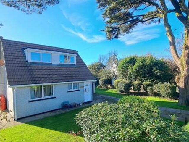House for sale in Roseworthy, Cornwall