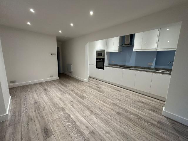 Studio for rent in Babbacombe