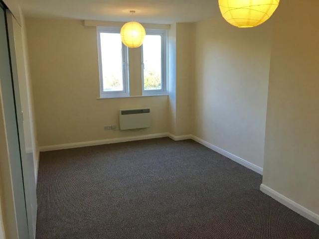 Studio for rent in Wellswood, Torquay