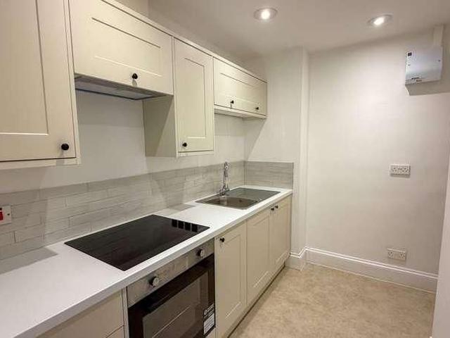Apartment for rent in Babbacombe