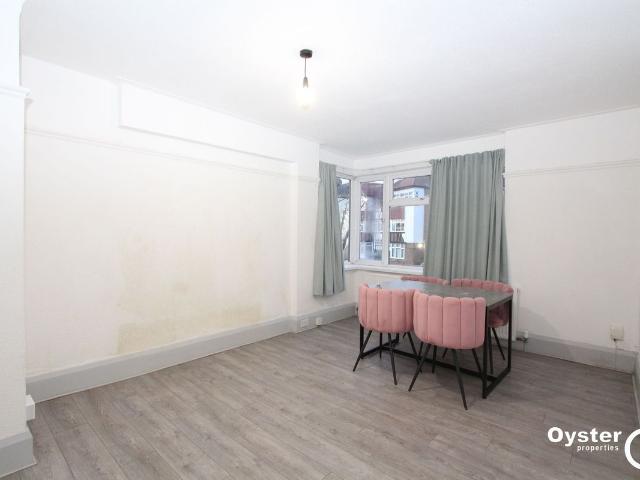 Apartment for rent in Kingsbury, Greater London