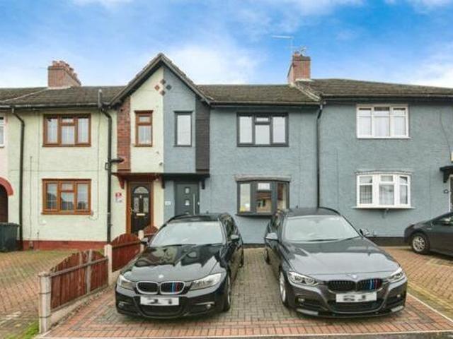 House for sale in Halesowen, West Midlands