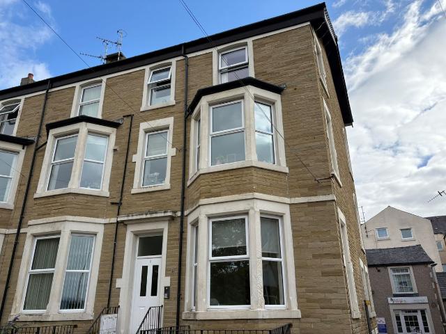 Apartment for rent in West End, Bare
