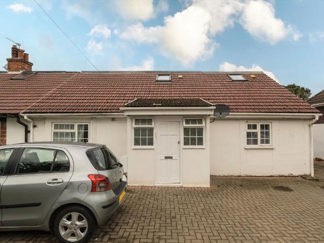 Apartment for rent in London Borough of Ealing, Greater London