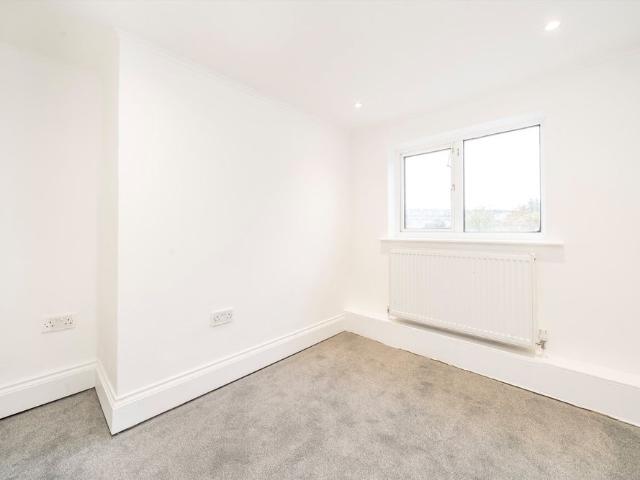 House for rent in London Borough of Ealing, Greater London