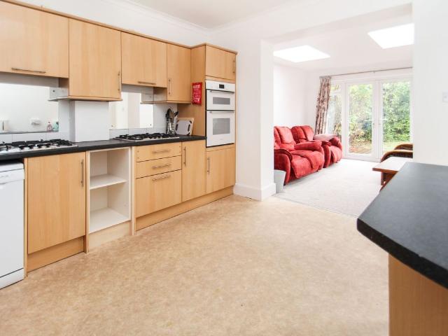 Apartment for rent in Talbot Village, Bournemouth