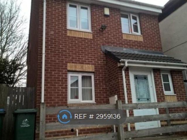 House for rent in Ball Hill, West Midlands