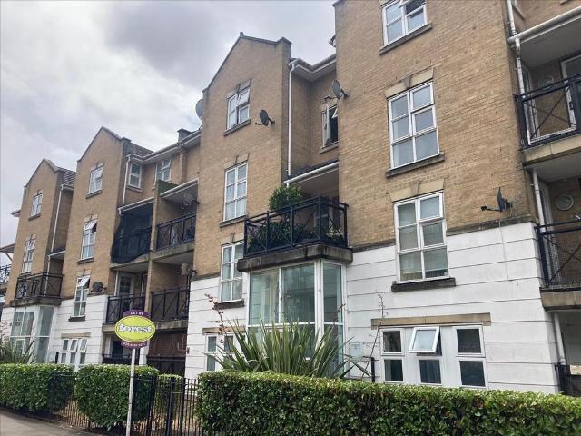 Apartment for rent in London Borough of Hounslow, Feltham